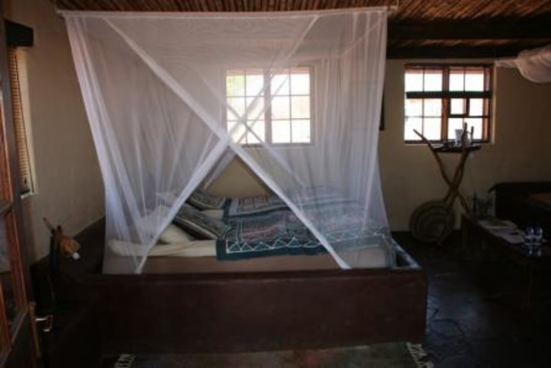 Unser Zimmer Hotel Eningu Clay-House Lodge