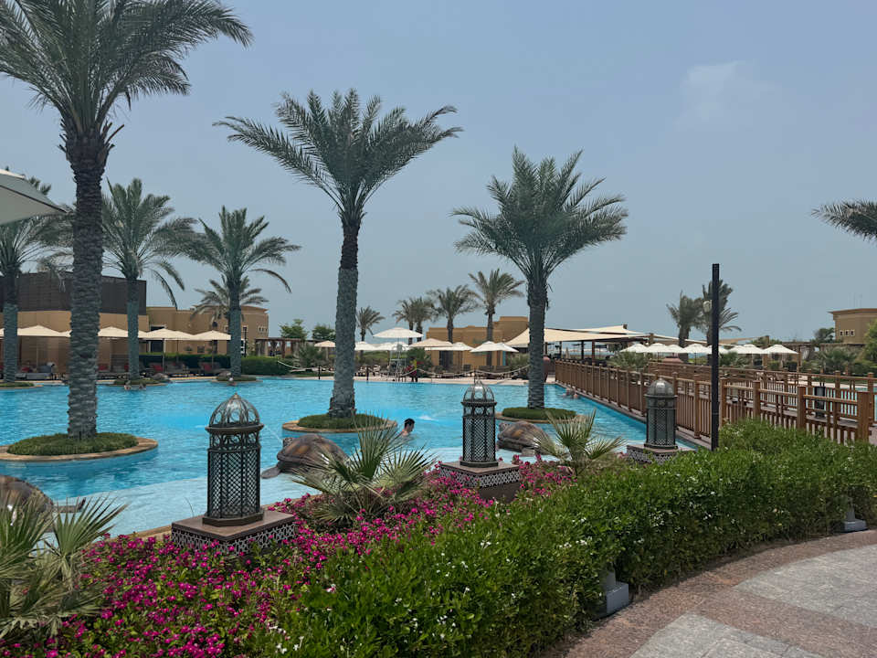 Pool Saadiyat Rotana Resort &  Villas