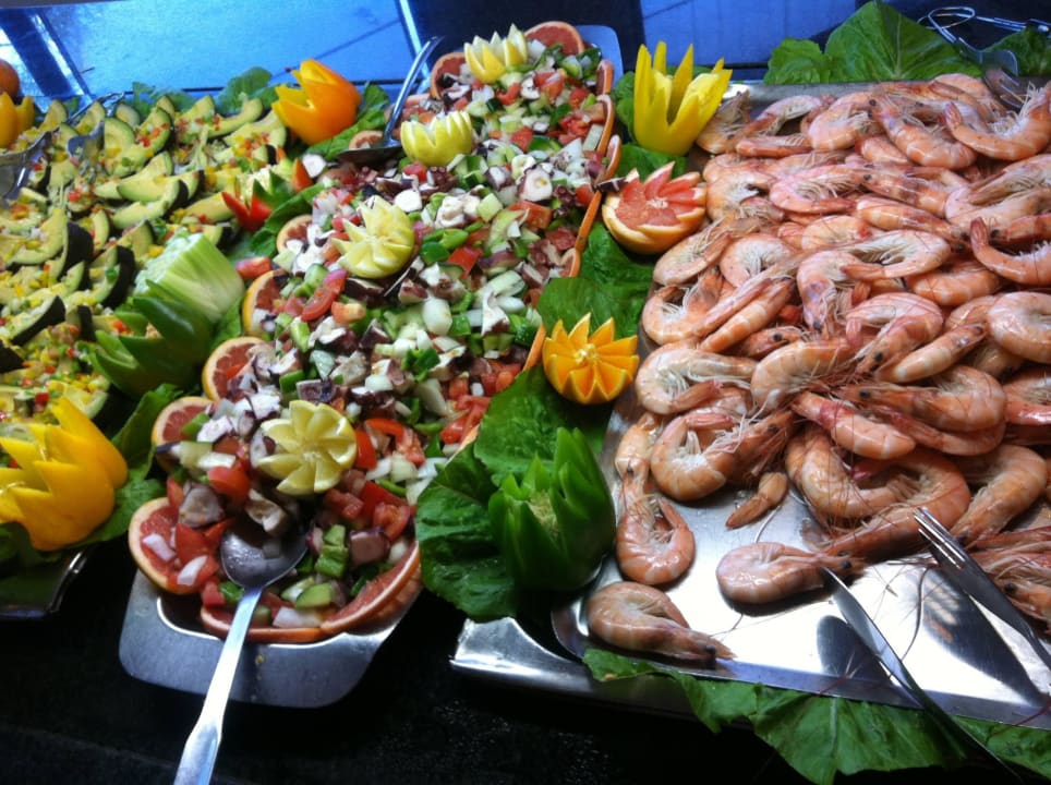 Kreativ garniertes Buffet Hotel Grand Teguise Playa