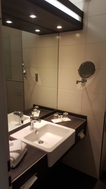 Bad H+ Hotel Köln Hürth