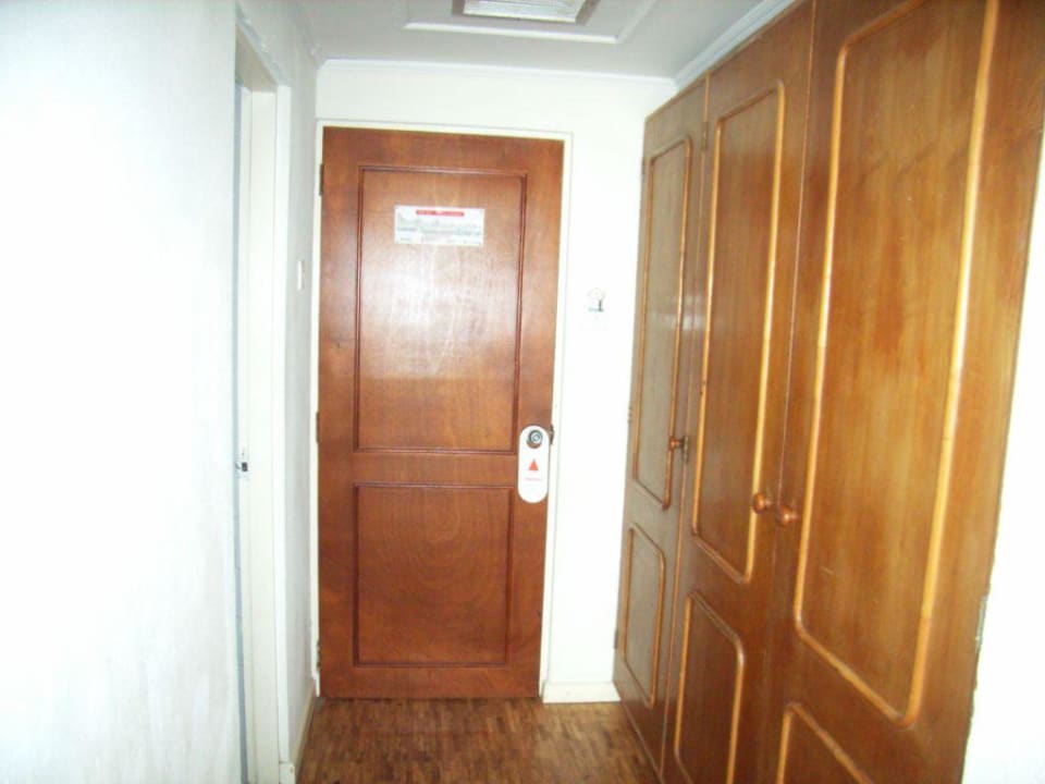 Standard Doppelzimmer mit Einbauschrank  EKHO Surf