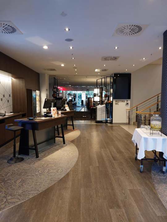 Lobby Mercure Hotel Bochum City