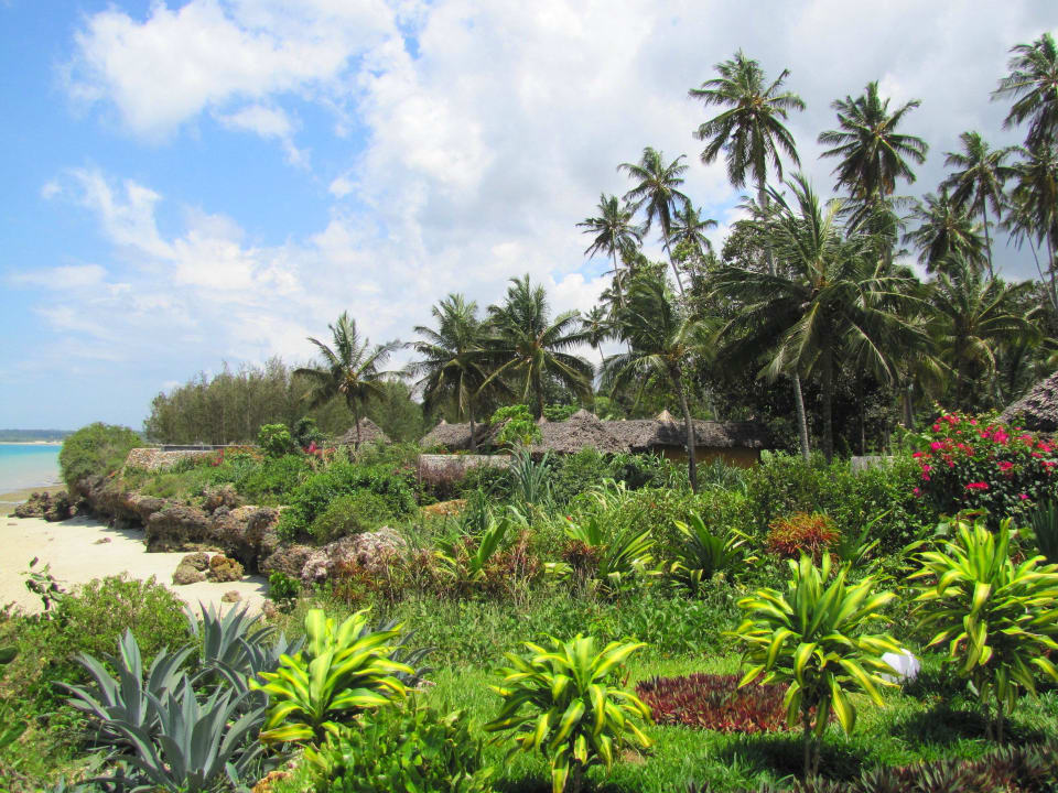 Garden Zanzi Resort