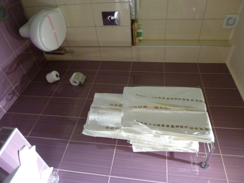 Lila würd unserer Enkelin gefallen Alexandra Golden Boutique - Adults only