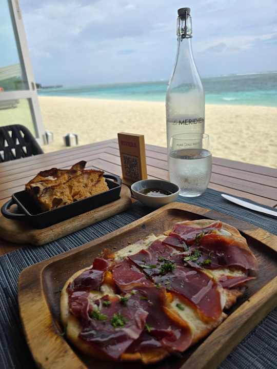 Gastro Le Meridien Maldives Resort & Spa