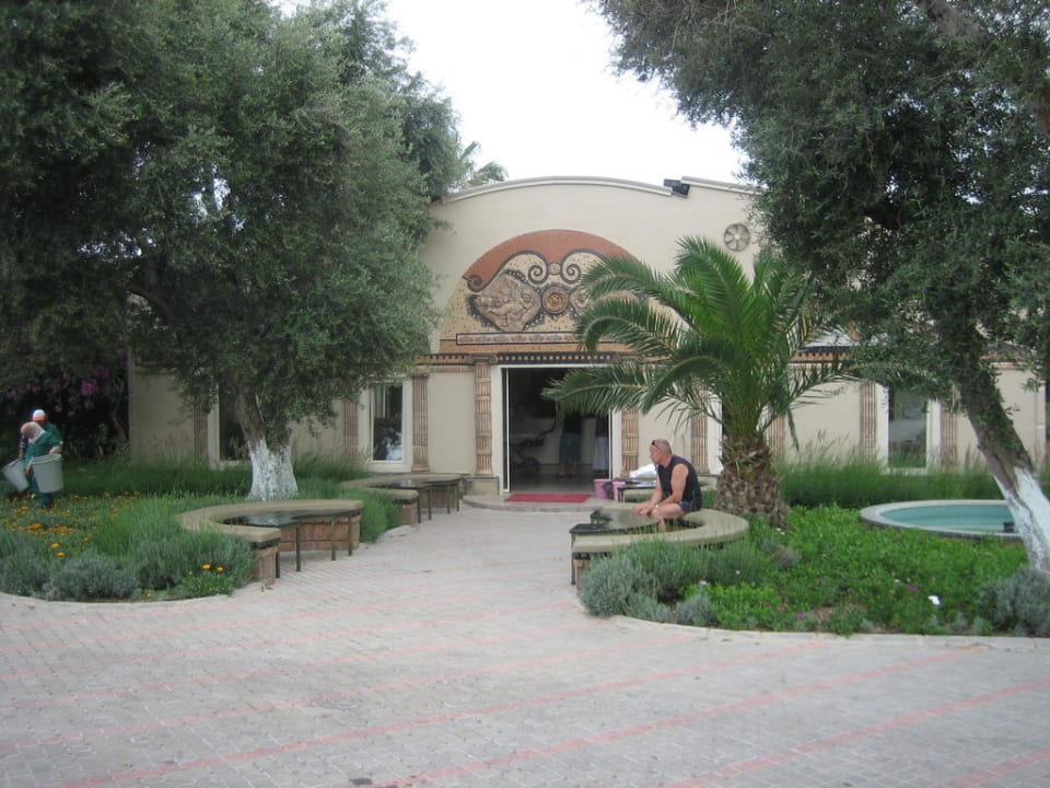 Eingang zur Rezeption Can Garden Beach