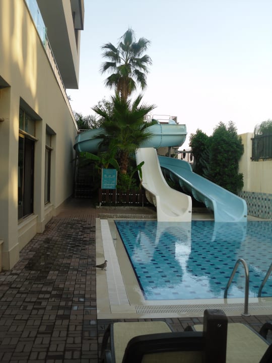 Die Rutsche Port Side Resort Hotel