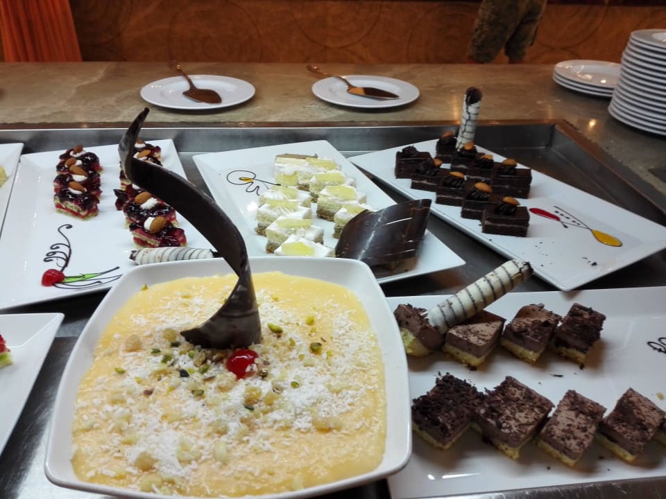 Dessert Hotel Titanic Palace