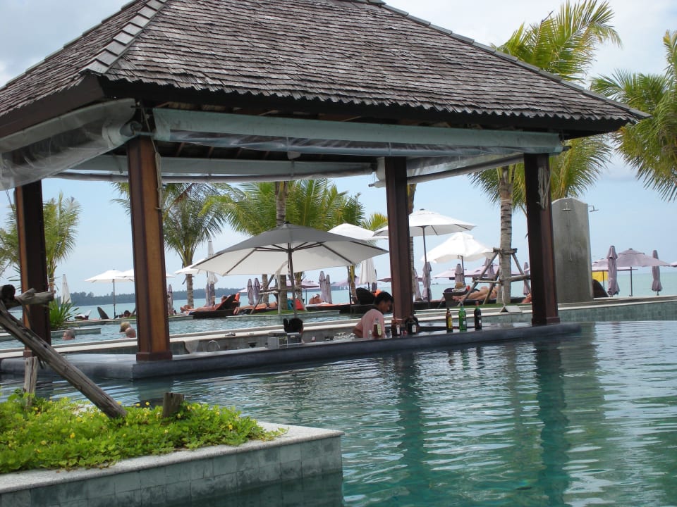 Poolbar ananea Beyond Khaolak