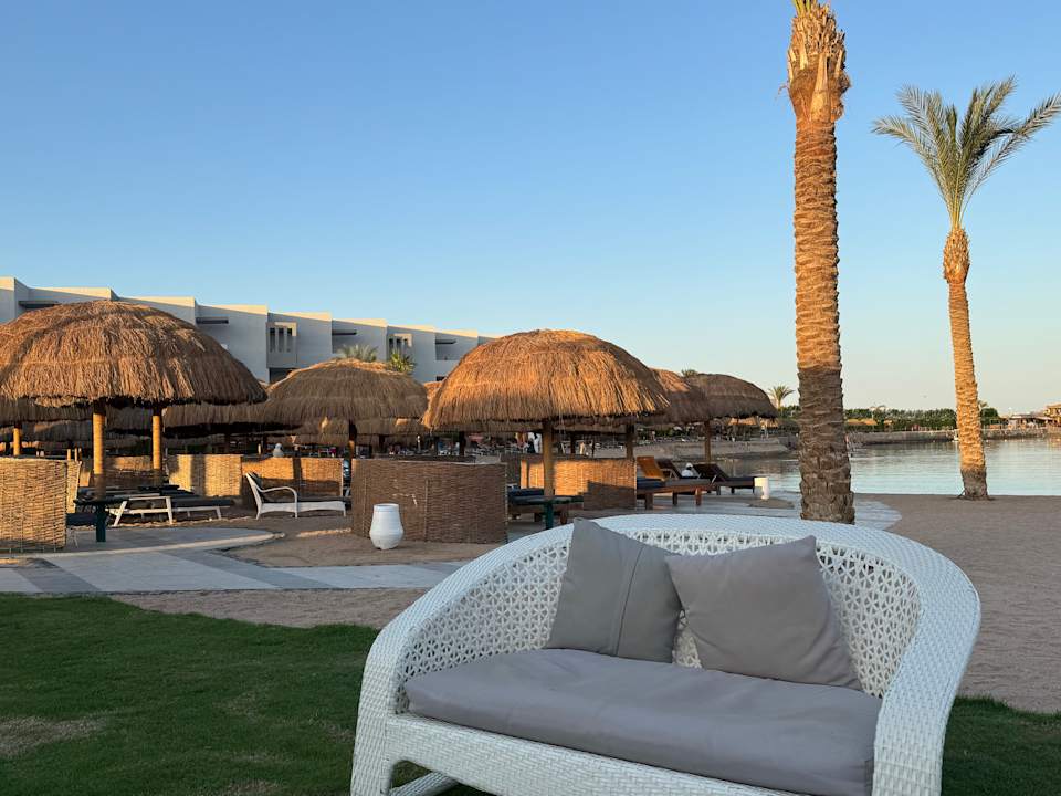 Strand SUNRISE Crystal Bay Resort
