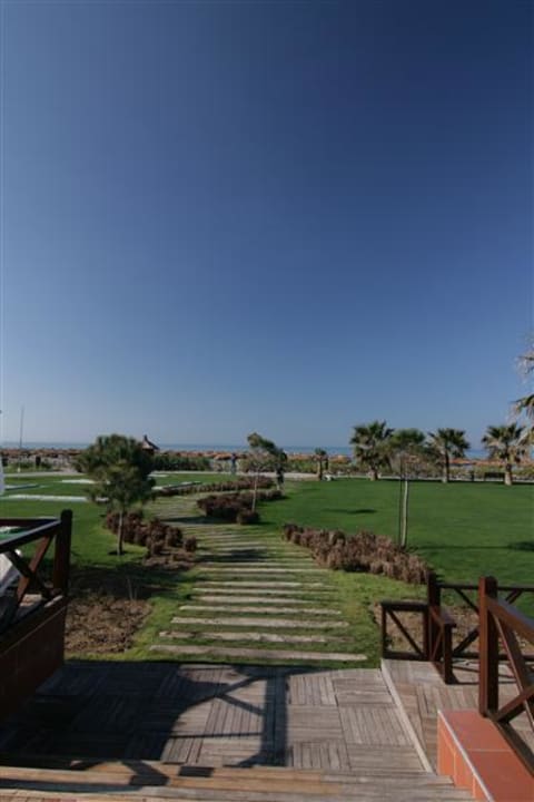 Weg zum Strand Voyage Belek Golf & Spa