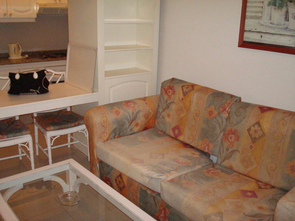 Schlafcouch - leicht ausgeblichen   Lagos de Fañabé Beach Resort