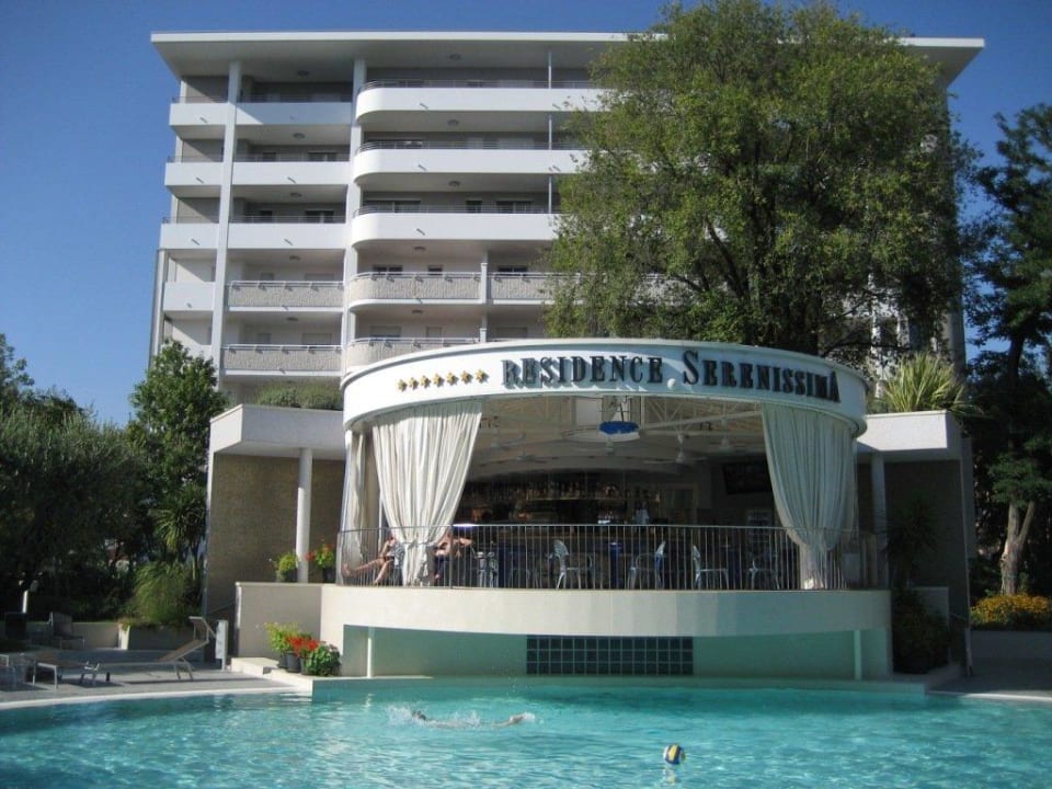 Südseite, Poolbar Residence Serenissima