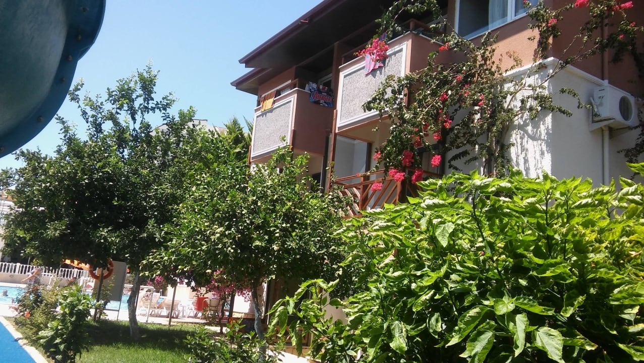 Piękny zadbany ogród Justiniano Club Alanya