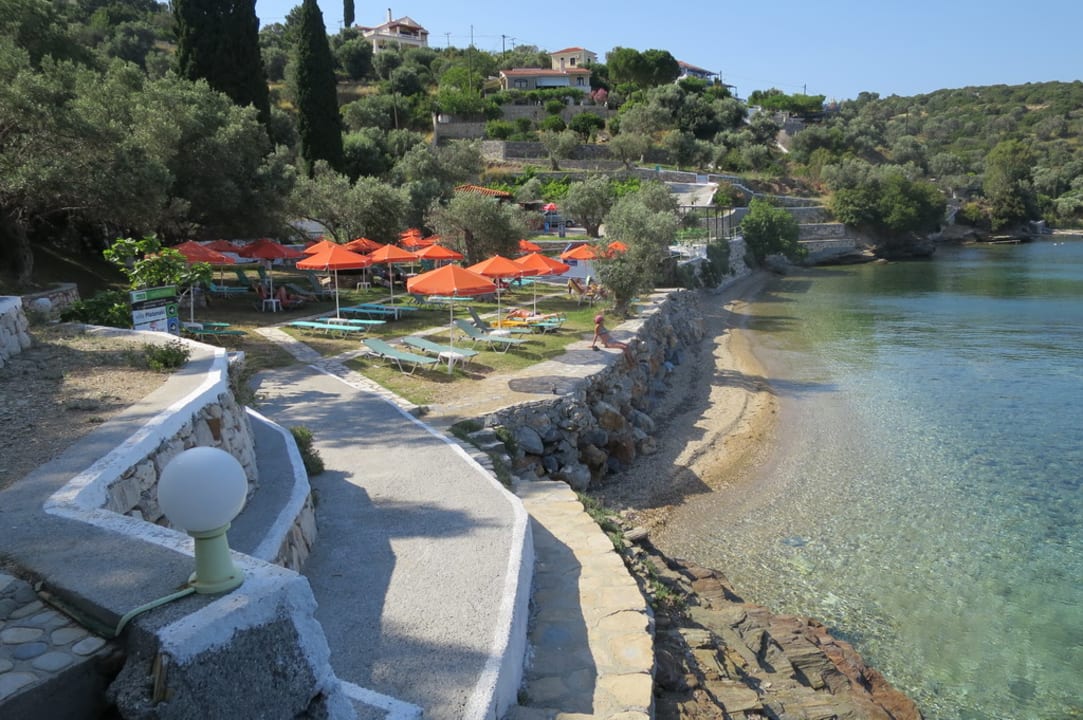 Strand Kerveli Village Hotel