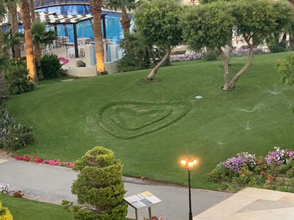 Gartenanlage Steigenberger ALDAU Beach Hotel