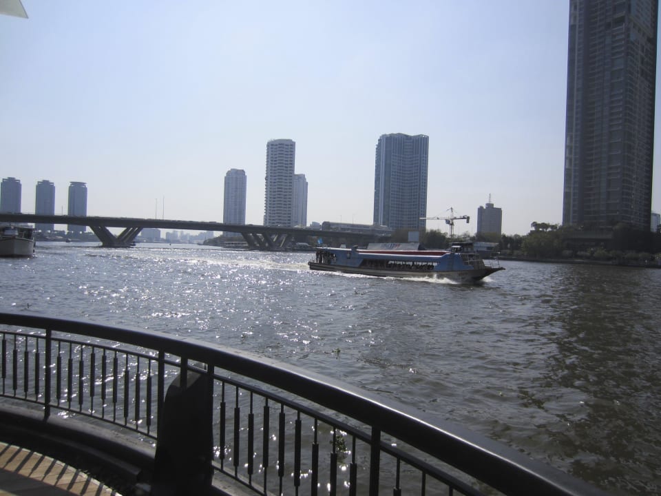 Ausblick auf den Fluss Shangri-La Hotel, Bangkok