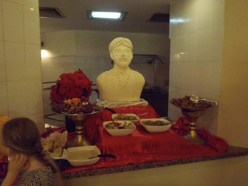 Butterskulptur Hotel Gorgonia Beach Resort