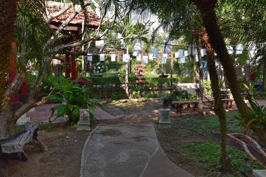 Gartenanlage Hotel Tharaburi Resort