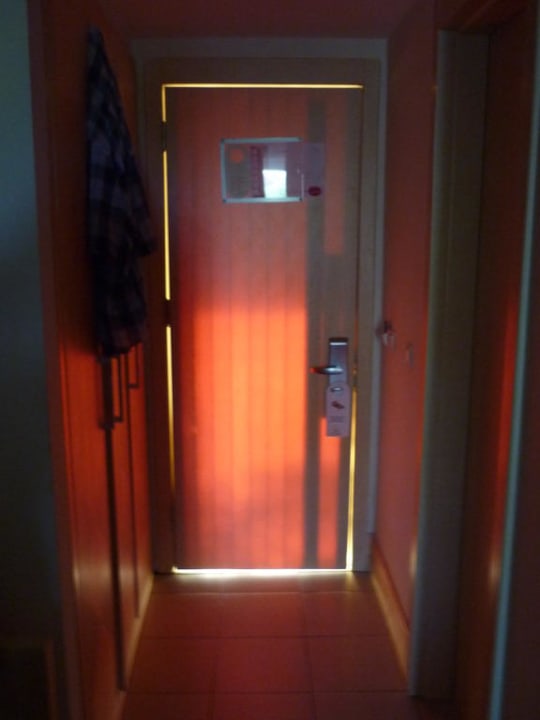 Zimmertüre morgens um 6.30h Sealife Buket Resort & Beach