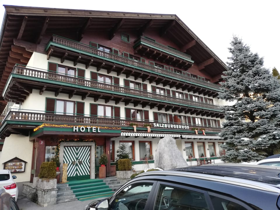 Außenansicht Hotel Salzburgerhof