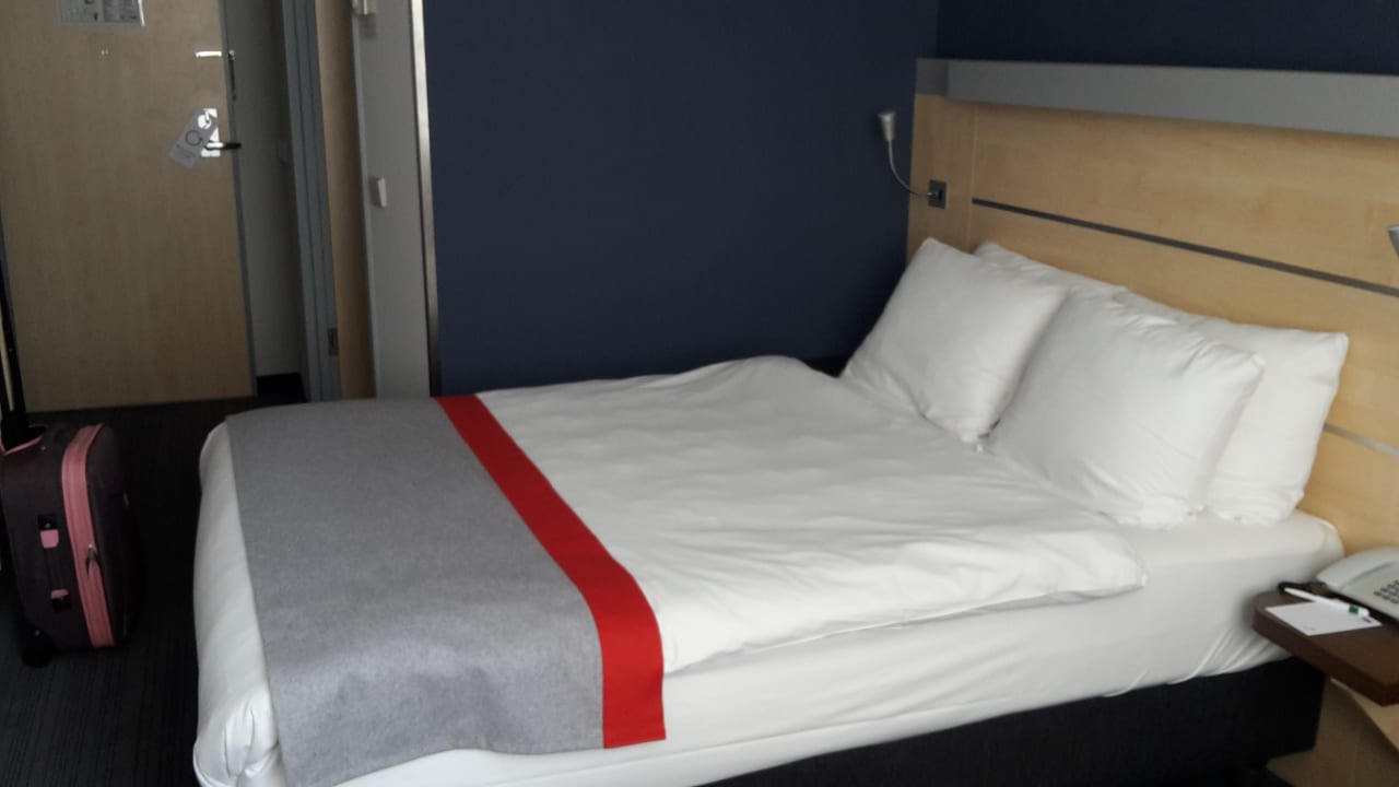 Zimmer Holiday Inn Express Berlin City Center