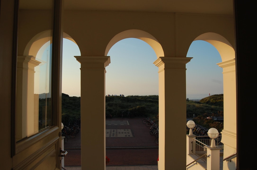 Treppenhaus Richtung Meer Strandhotel Kurhaus Juist