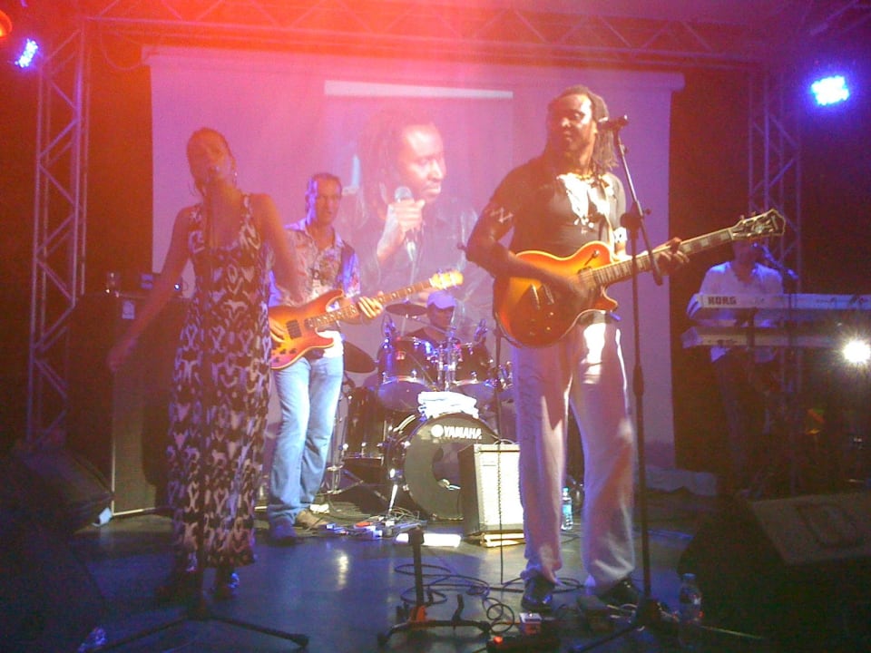 Sam Brisbe - super Asteria Family Belek