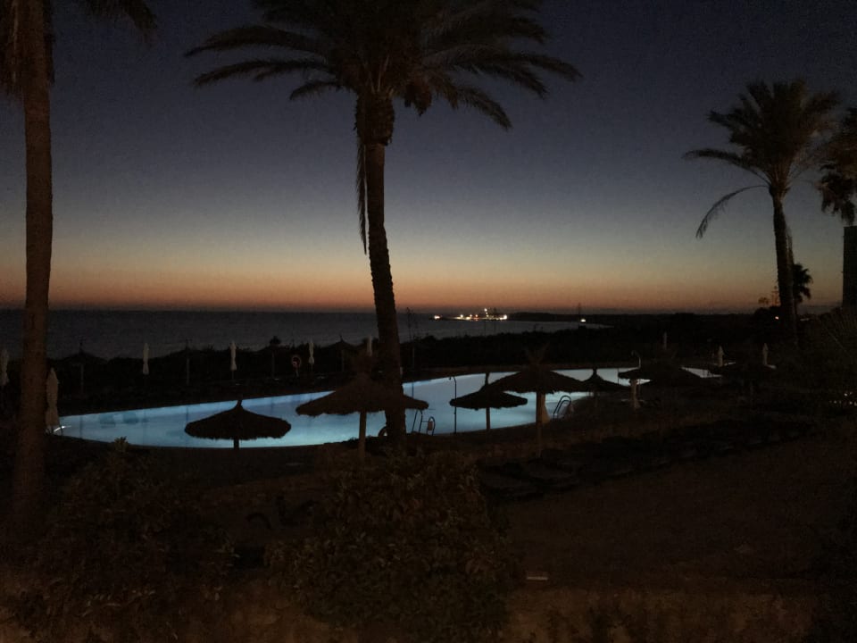 Pool Garbi Costa Luz