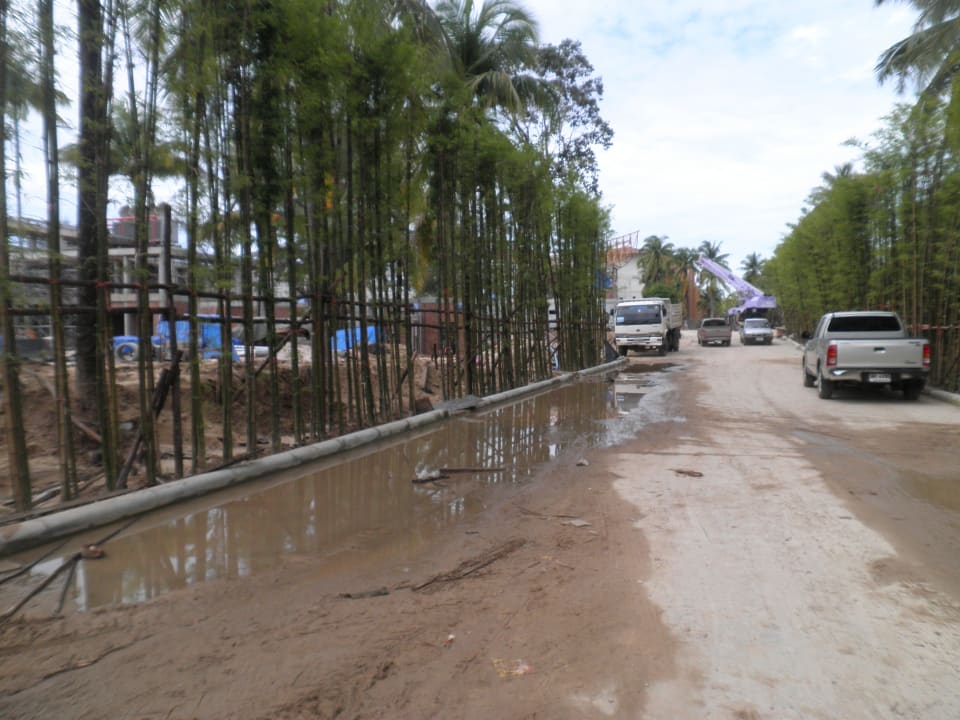 Baustelle statt Traumurlaub Graceland Khao Lak Beach Resort