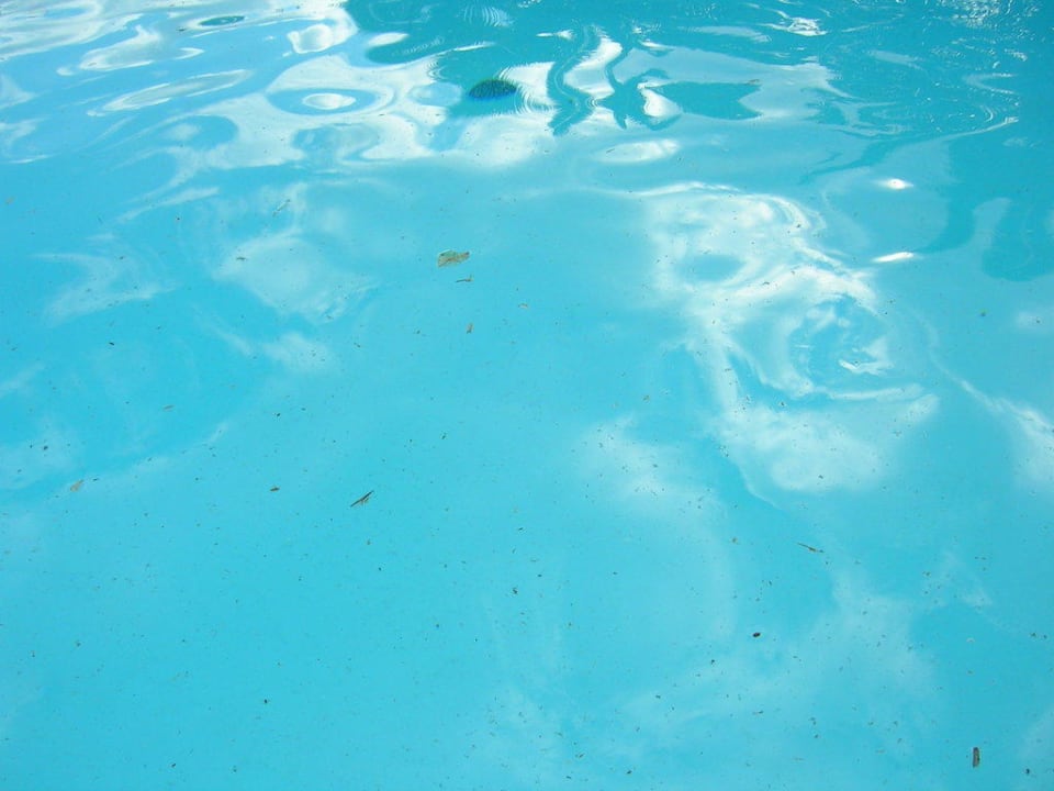 Vertdreckter Pool Apartments Reina Sol