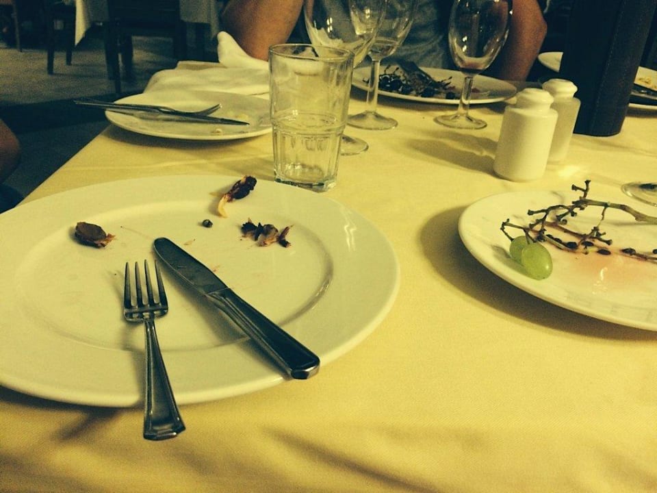 Abräumen tut das Personal nicht. TUI Magic Life Belek