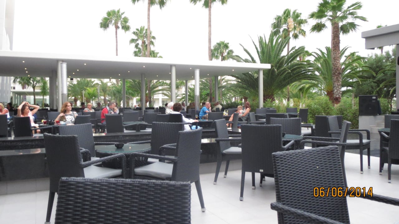 Gemütliches Beisammen sein Hotel Riu Gran Canaria