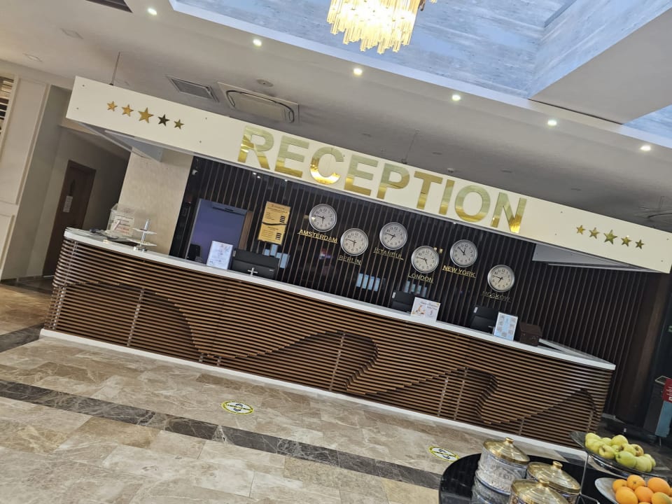 Lobby Grand Seker Hotel