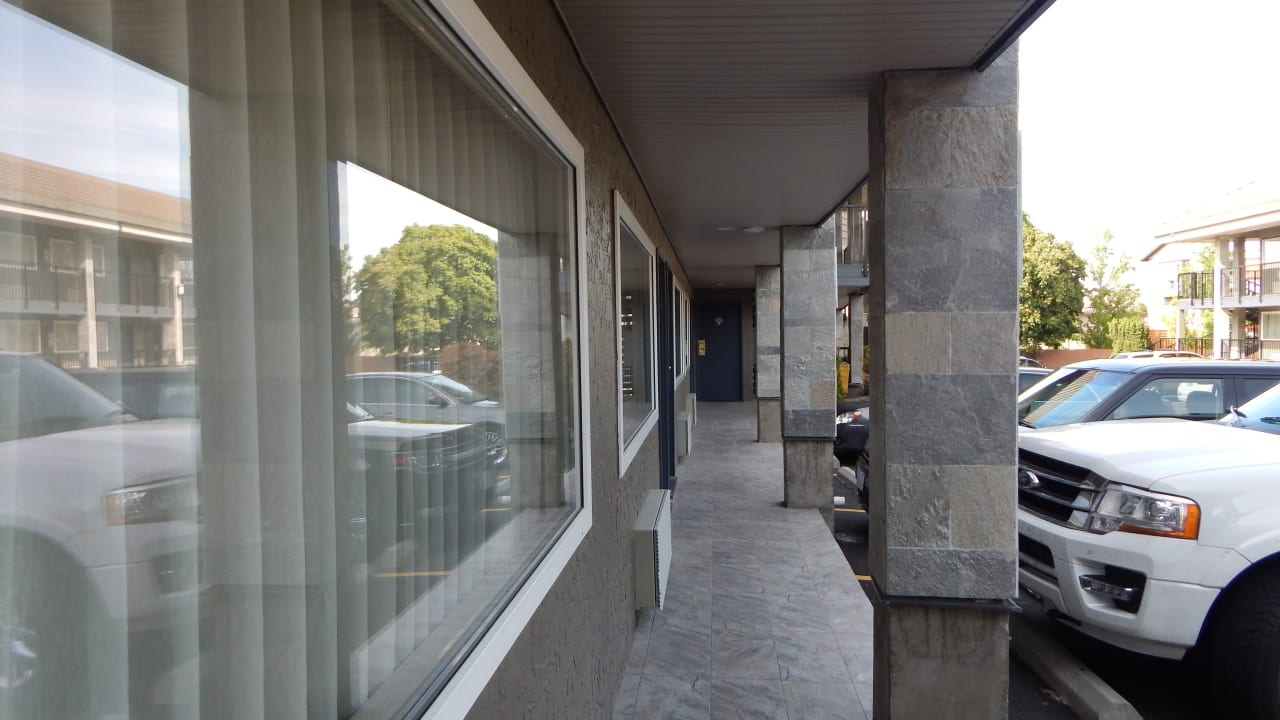 Außenansicht Best Western Plus Burnaby Hotel