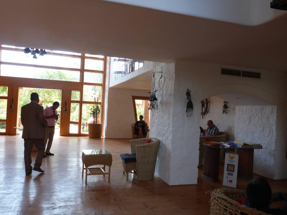 Lobby Kahramana Park