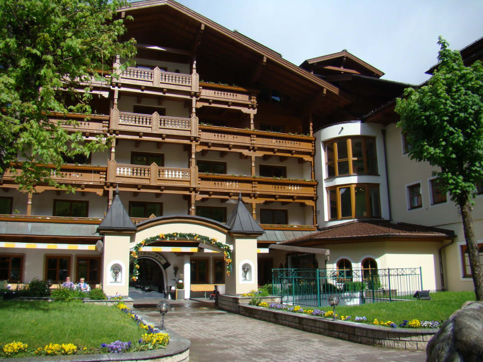 Hotel Tauernhof  Hotel Tauernhof
