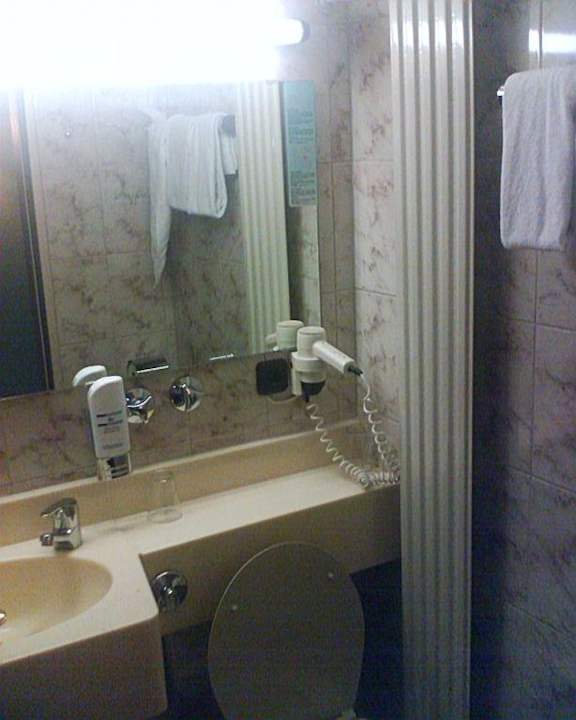 Bad - Fön und Heizung Hotel Metropol by Maier Privathotels