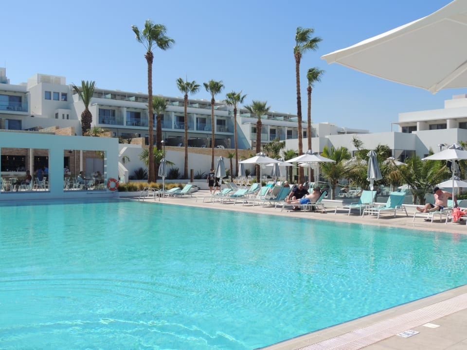 Pool Blue Lagoon Ocean