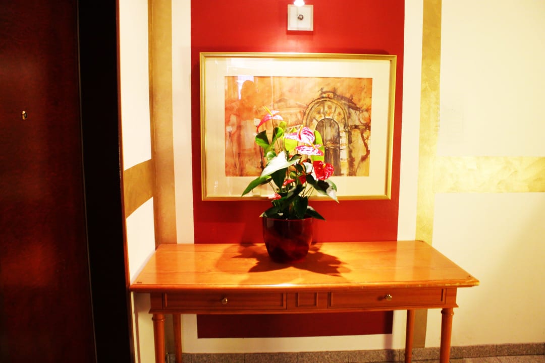 Gang Hotel Resonanz Vienna