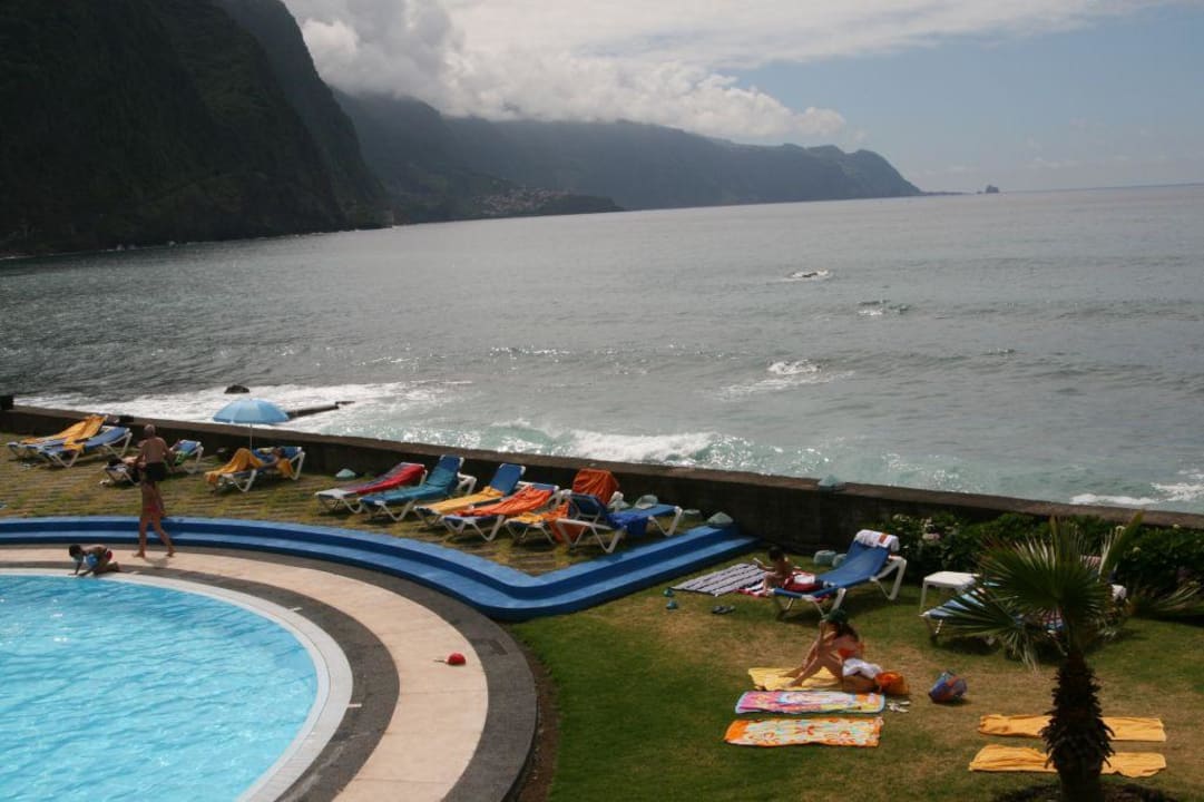 Widok z pokoju hotelowego Hotel Estalagem do Mar