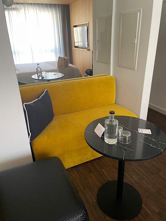 Zimmer Bob W Münchner Freiheit