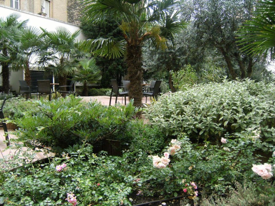 Hinterhofanlage Hotel Oceania Paris Porte de Versailles