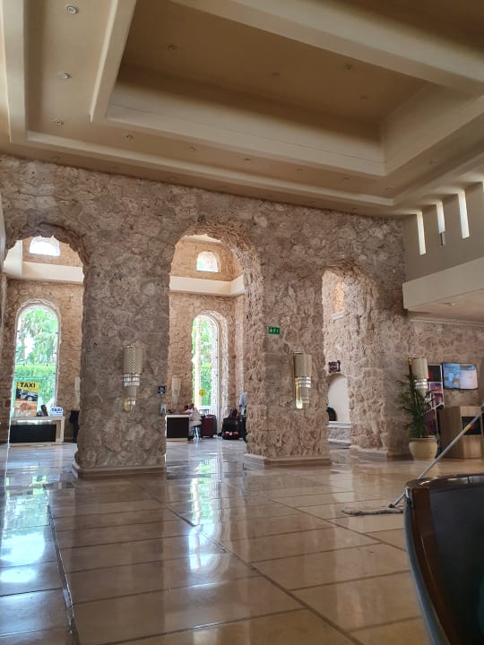 Lobby Pickalbatros Citadel Resort