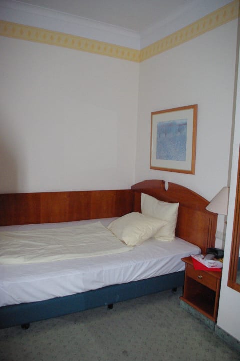 Bett Einzelzimmer Seehotel Borkum