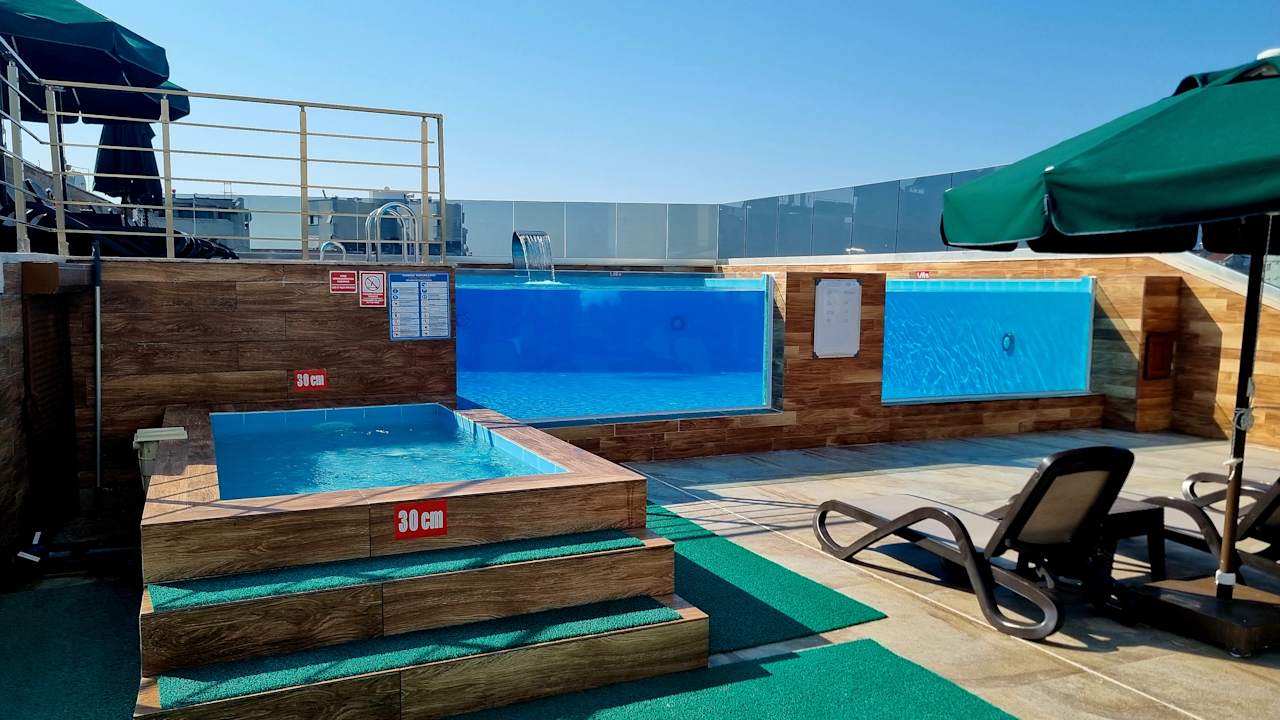 Pool Holiday Inn Antalya - Lara
