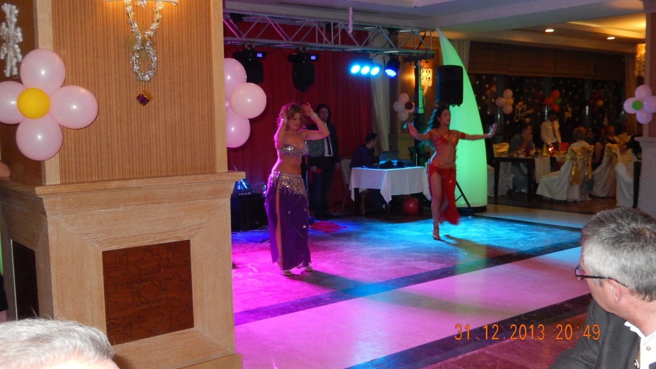 Silvester-Gala - sehr schön, für vorderste Reihen  Aydinbey Kings Palace & Spa