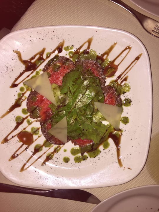 Carpaccio im Bella Restaurant Premier Le Reve Hotel & Spa