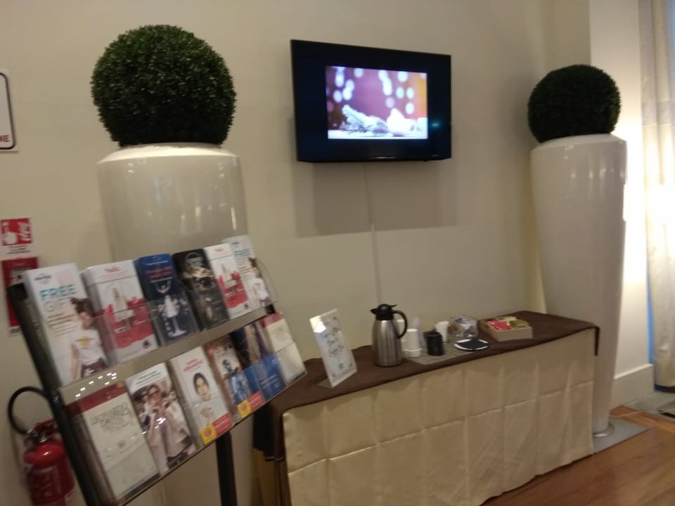 Lobby Hilton Garden Inn Florence Novoli