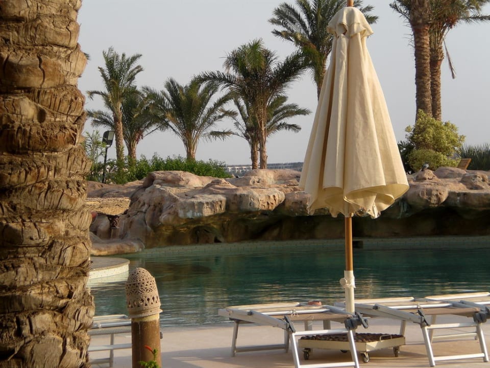 Een van de 2 grote zwembaden Stella Beach Resort & Spa Makadi Bay